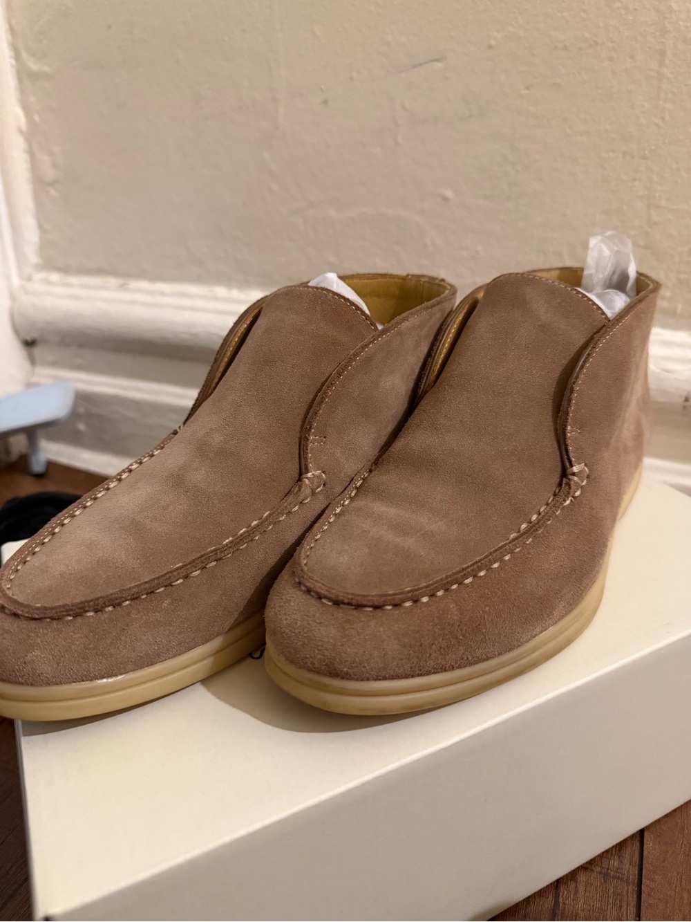 Women's Suede Winter Ankle Boots in Tan